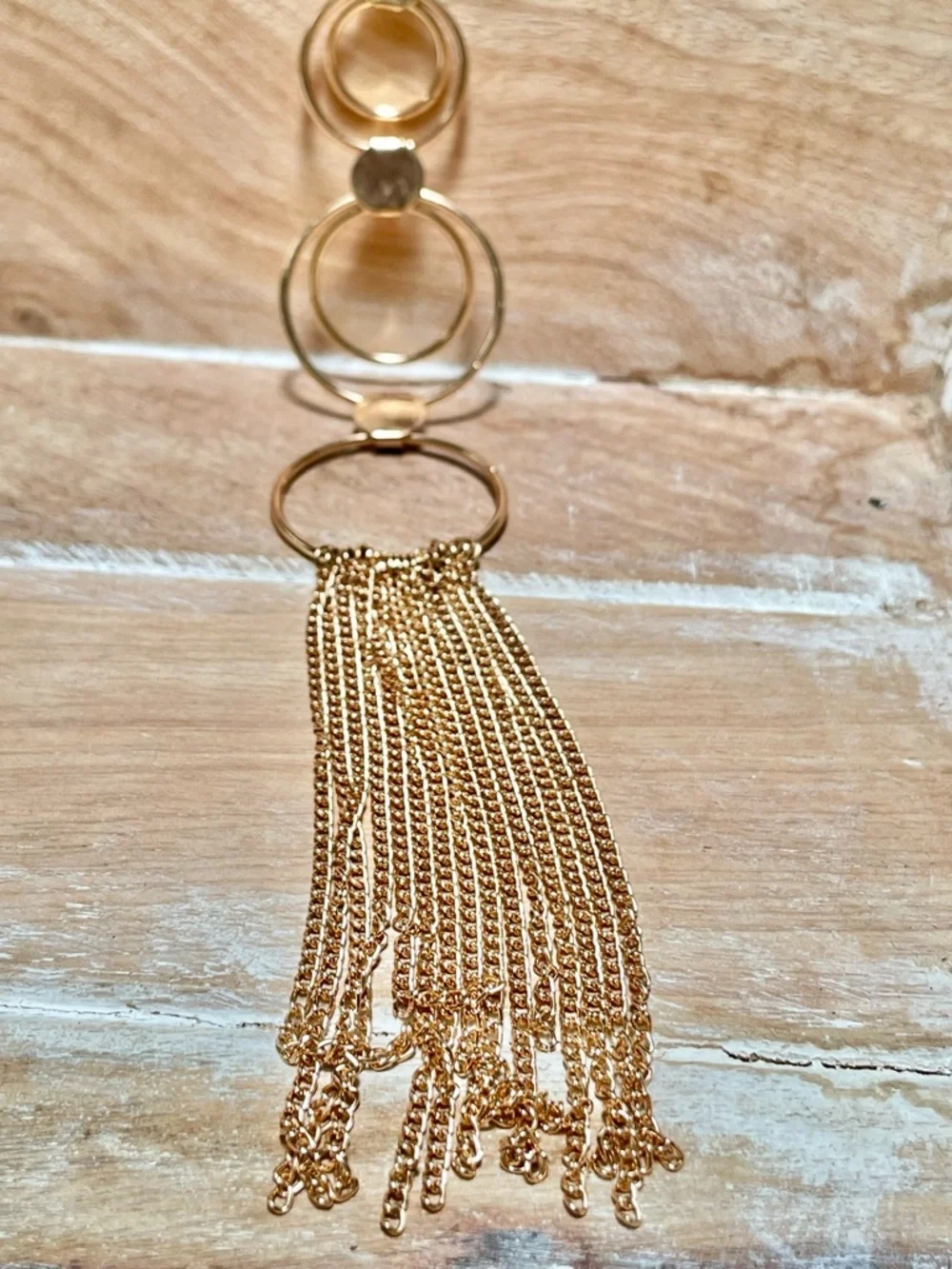 N/A stylish gold